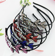 Load image into Gallery viewer, Elegant Fashion Headband of Leaf Rhinestones Pattern