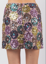 Load image into Gallery viewer, Sequin Fitted Mini Skirt - Cream Floral