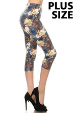 Load image into Gallery viewer, Blue Floral Plus Size Premium Capri
