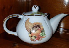 Load image into Gallery viewer, Cornucopia 3 Cup Teapot
