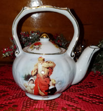 Load image into Gallery viewer, Christmas Stroll with Santa Teapot
