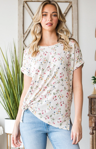 FLORAL PRINT TOP WITH SHORT SLEEVES