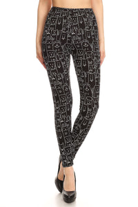 Love your Fur Babies in these delightful black and white leggings.