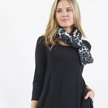 Load image into Gallery viewer, Infinity Animal print Scarf (Black/Grey)
