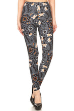 Load image into Gallery viewer, Woodland Premium Plus Size Leggings
